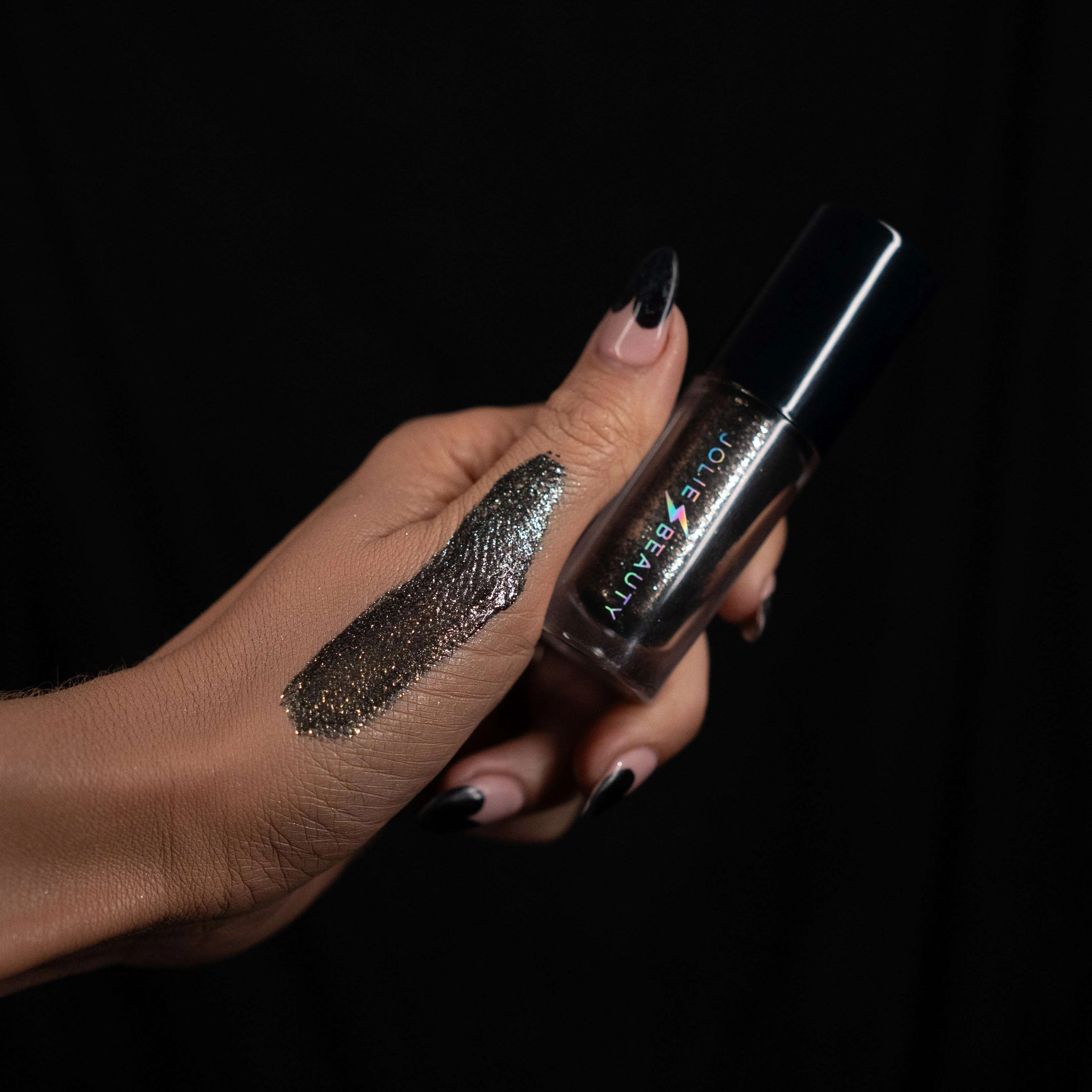 HEAVY METAL LIQUID EYESHADOW - ENTANGLED