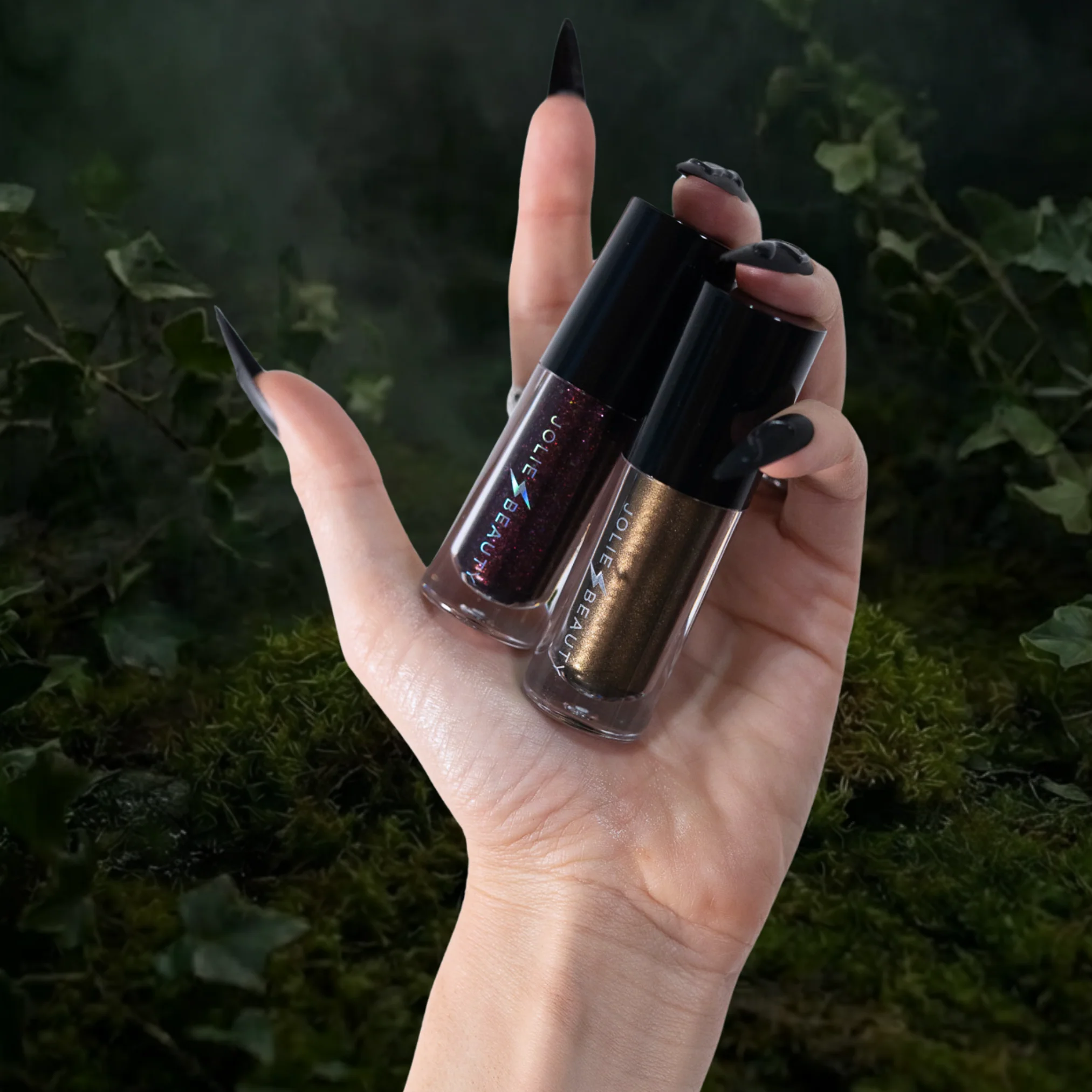 HEAVY METAL LIQUID EYESHADOW - UNDERGROWTH - Image 2