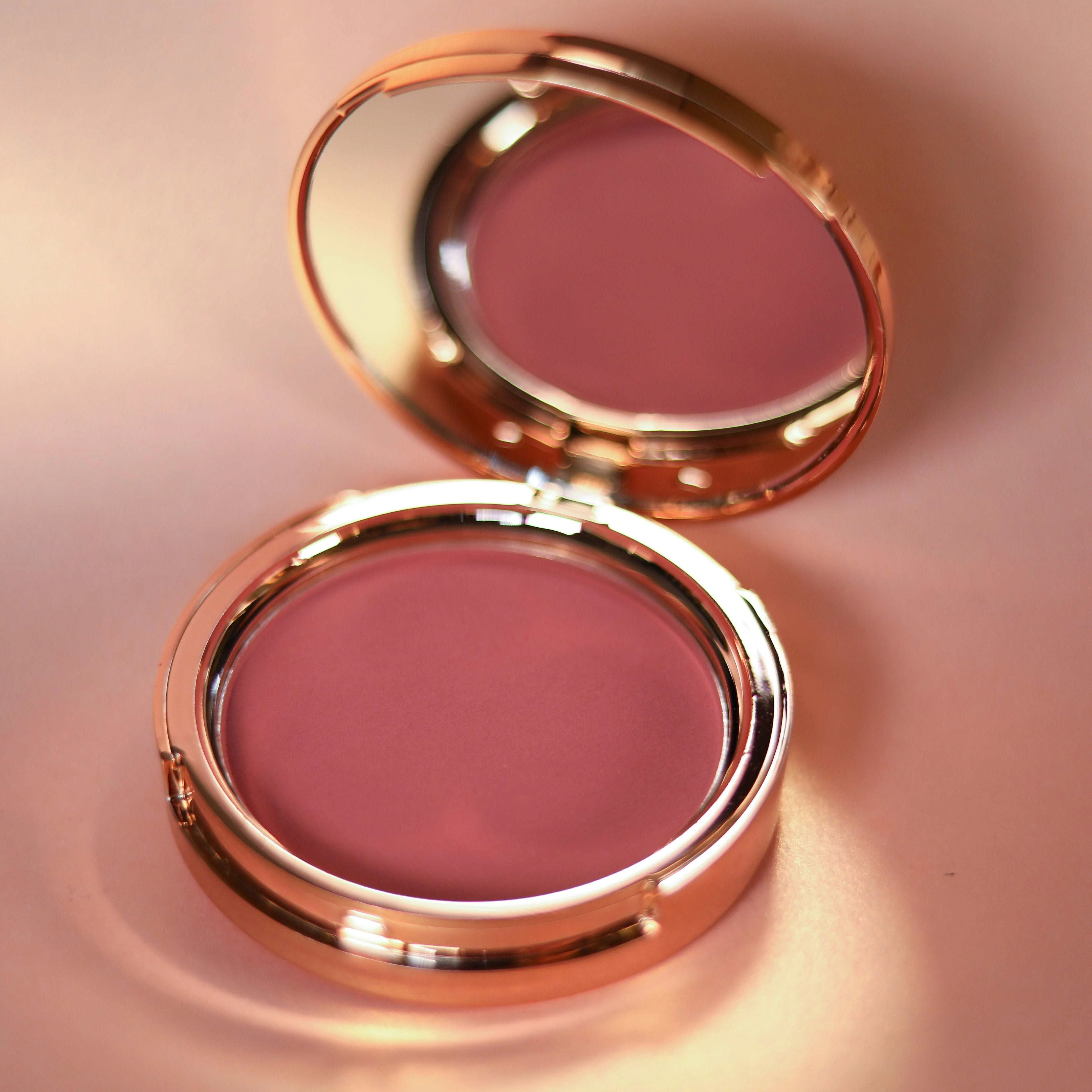 Second Skin Powder Blush - Shade: Dusty Rose - Image 2